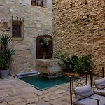 As Palau Dels Alemanys Boutique Monument Aparthotel Girona