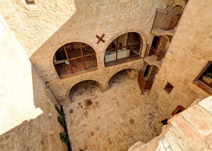 Aparthotel As Palau Dels Alemanys Boutique Monument Gerona