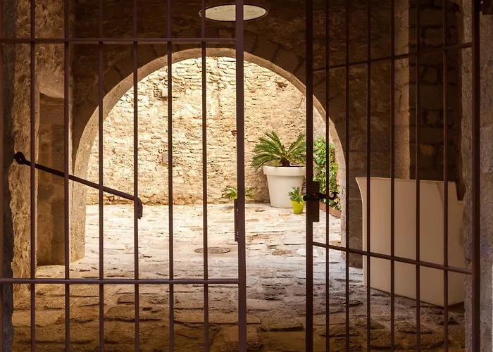 As Palau Dels Alemanys Boutique Monument Apart-hotel Girona
